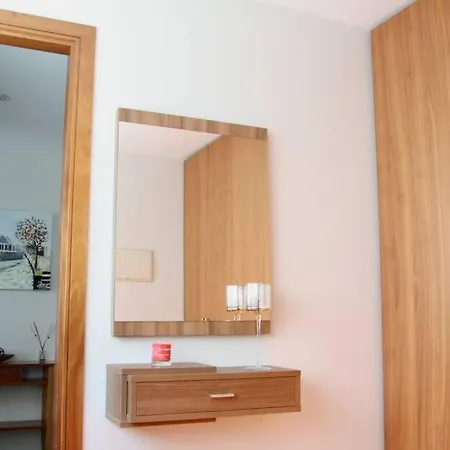 アパート Gran Atico Duplex Con Terrazas Garaje Y Vistas カンガス・デ・モラソ