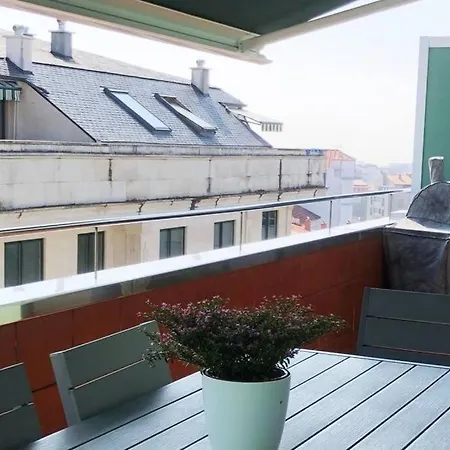 Gran Atico Duplex Con Terrazas Garaje Y Vistas アパート カンガス・デ・モラソ